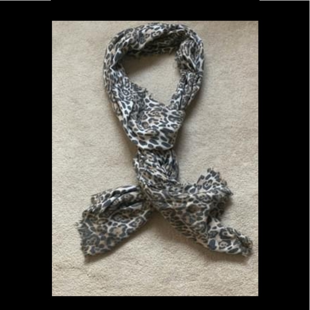 Cheetah Scarf